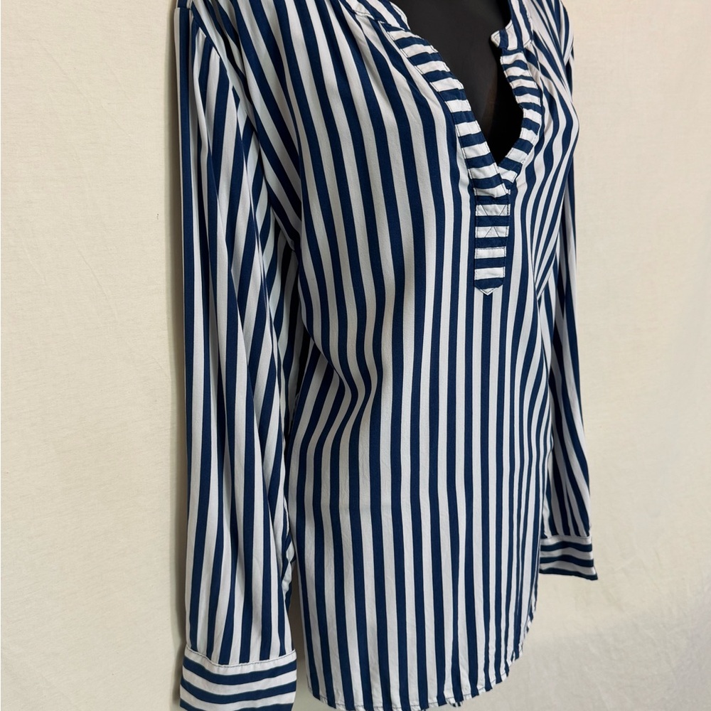 C-119 Jane &‎ Delancey PLUS SIZE 2X Blue & White Stripe Long Sleeve Blouse - Picture 4 of 15